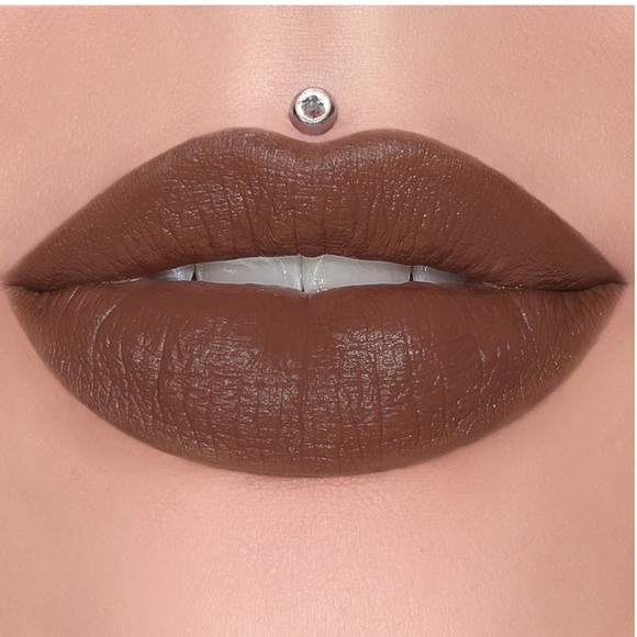 JEFFEE STAR Cosmetics Velvet Trap Lipstick Dominatrix - Picture 1 of 2